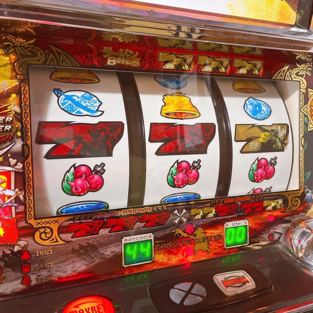 【ご自宅まで送料込み】 パチスロ 初代モンスターハンター 不要機付