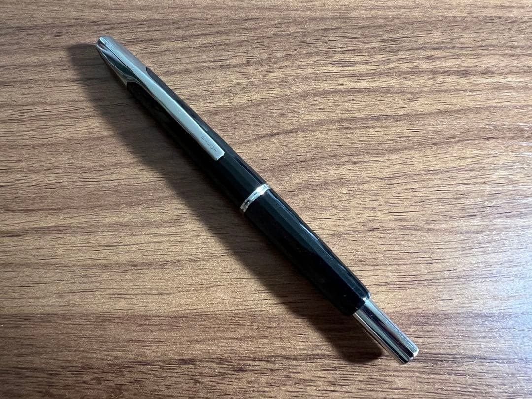 PILOT パイロット キャップレス 万年筆 多面体ボディ 旧型
