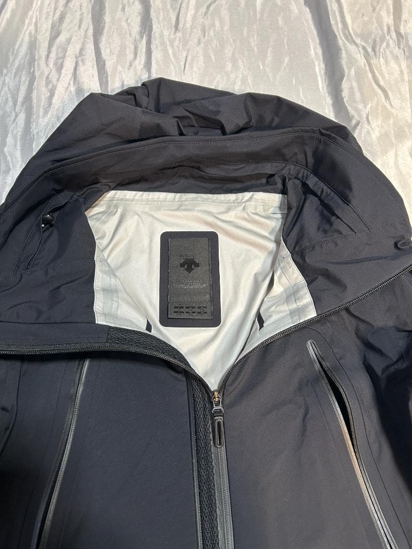 DESCENTE　ALLTERRAIN　ハードシェル“クレアス” 　黒　Ｌサイズ