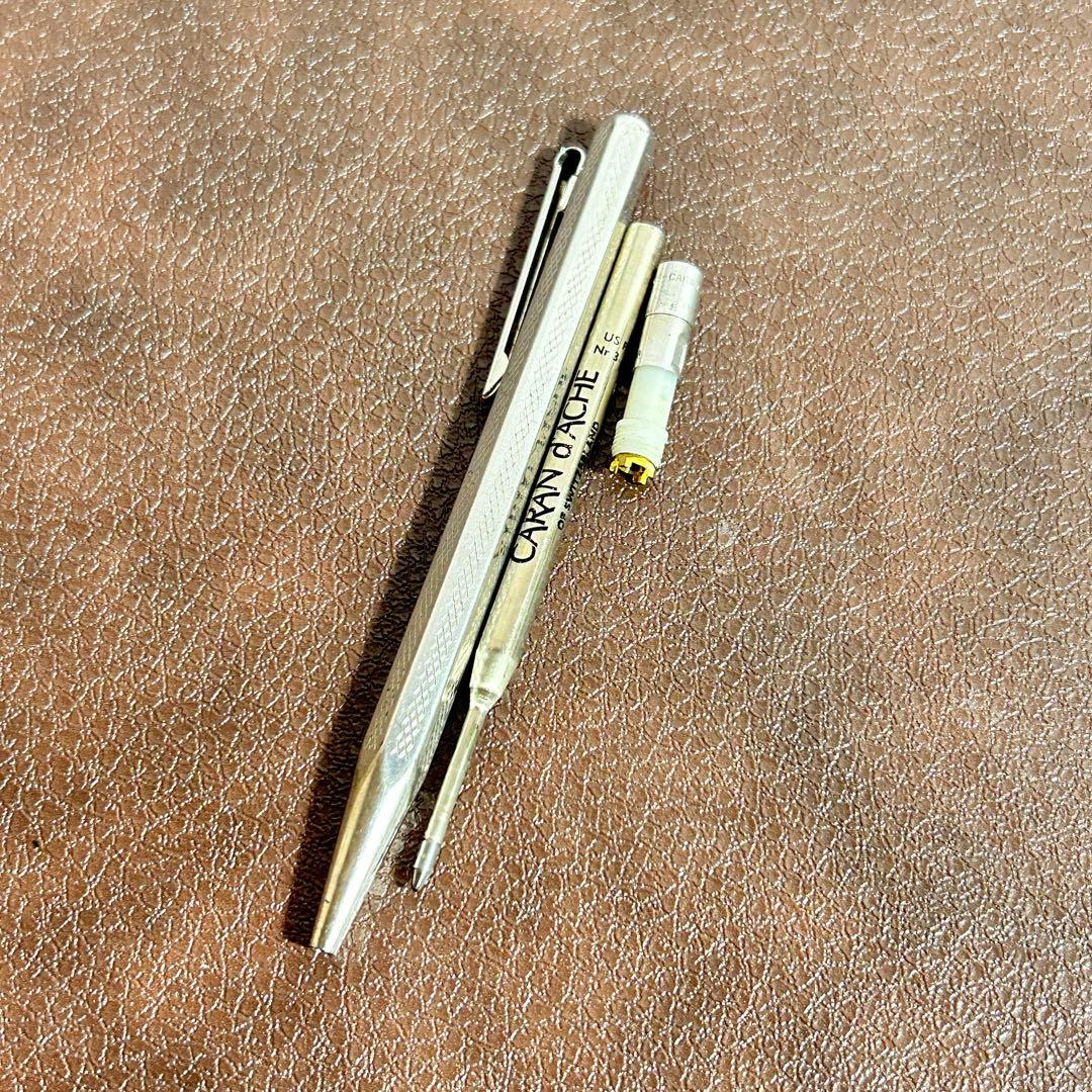 CARAN d'ACHE カランダッシュ ボールペン エクリドール シルバー