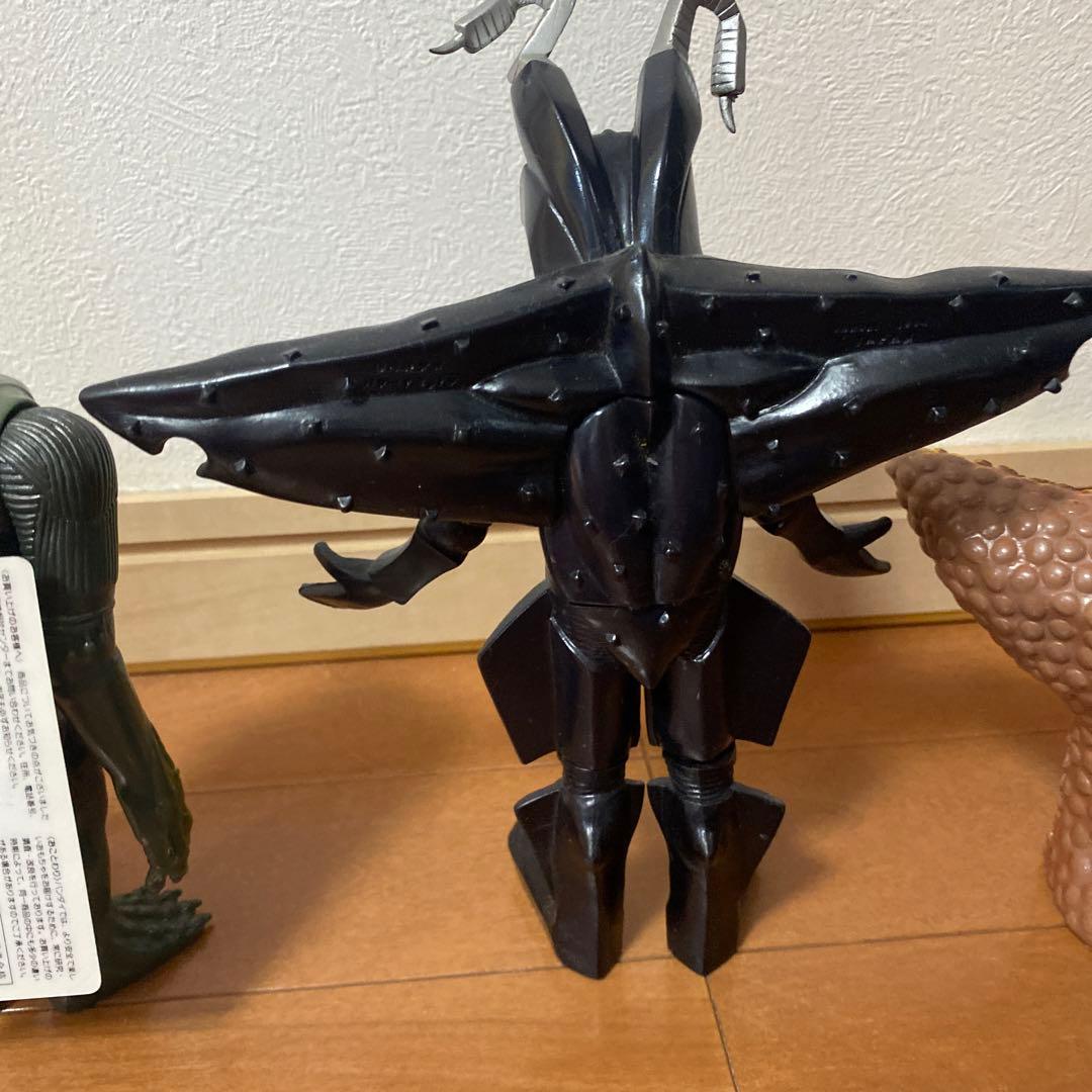 バンダイ製 ウルトラマンパワード ソフビ 18体セット