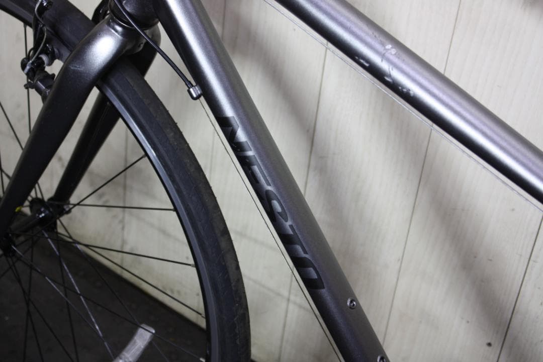 NESTO VACANZE 700C アルミ シマノ21速 500mm クロス