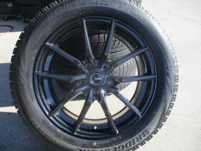 送料込み☆ブリヂストン・スタッドレス 215/55R17☆ヴェゼル・オデッセイ