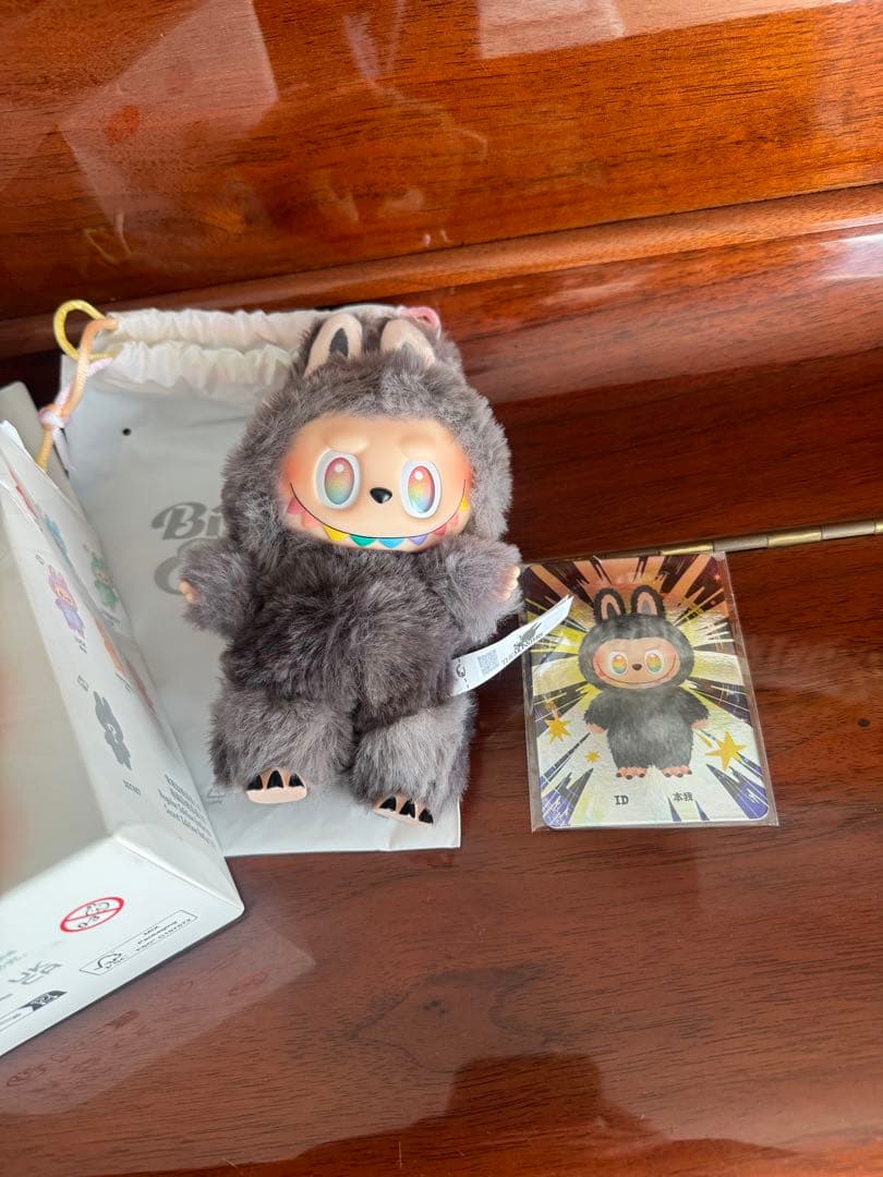 ラブブ　エナジー　シークレット　ぬいぐるみ 本体 カード付き