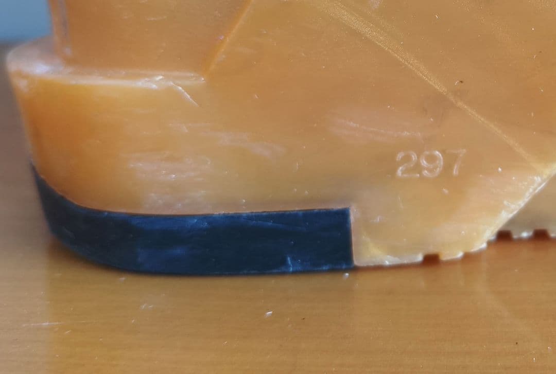 GENゲンファクトリーBUMPS9 25.0-25.5cm