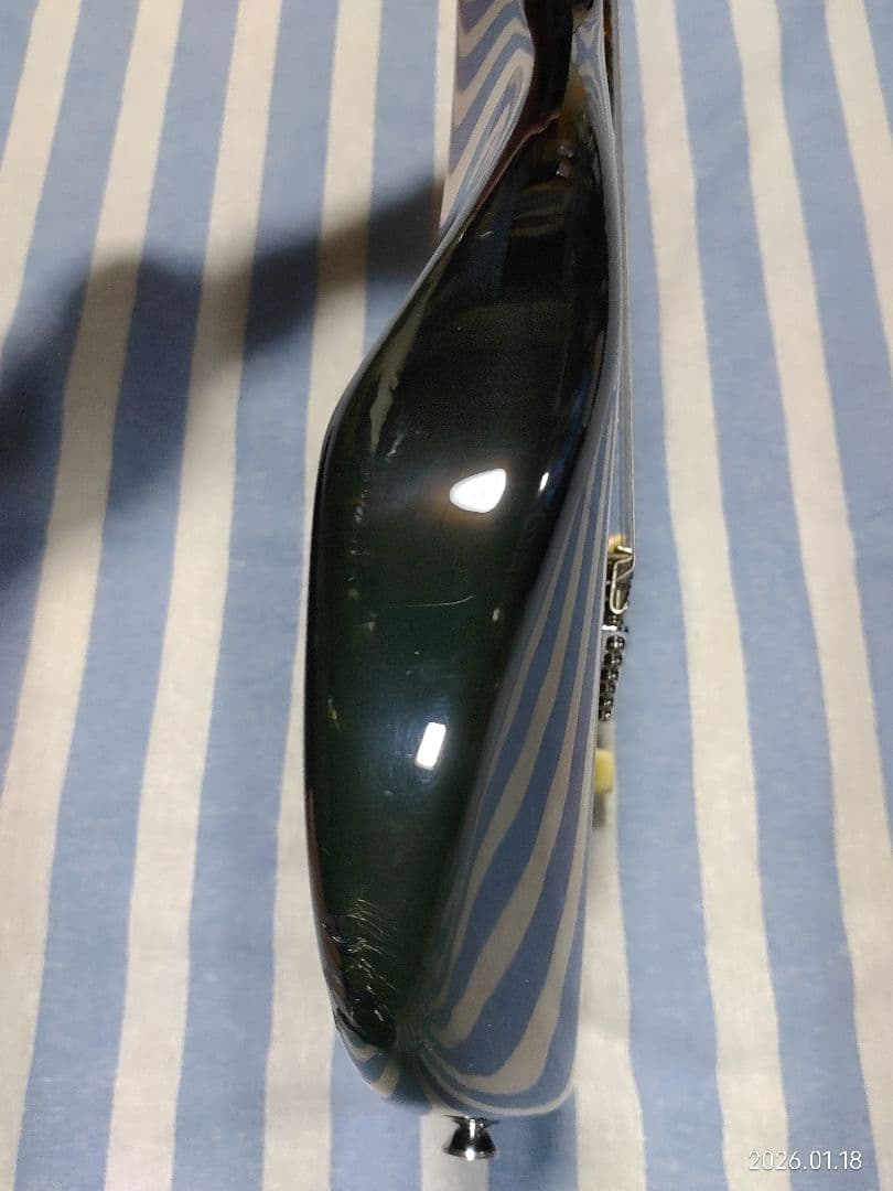 Laid BackブランドのストラトタイプギターST400 3TSまずまずキレイ