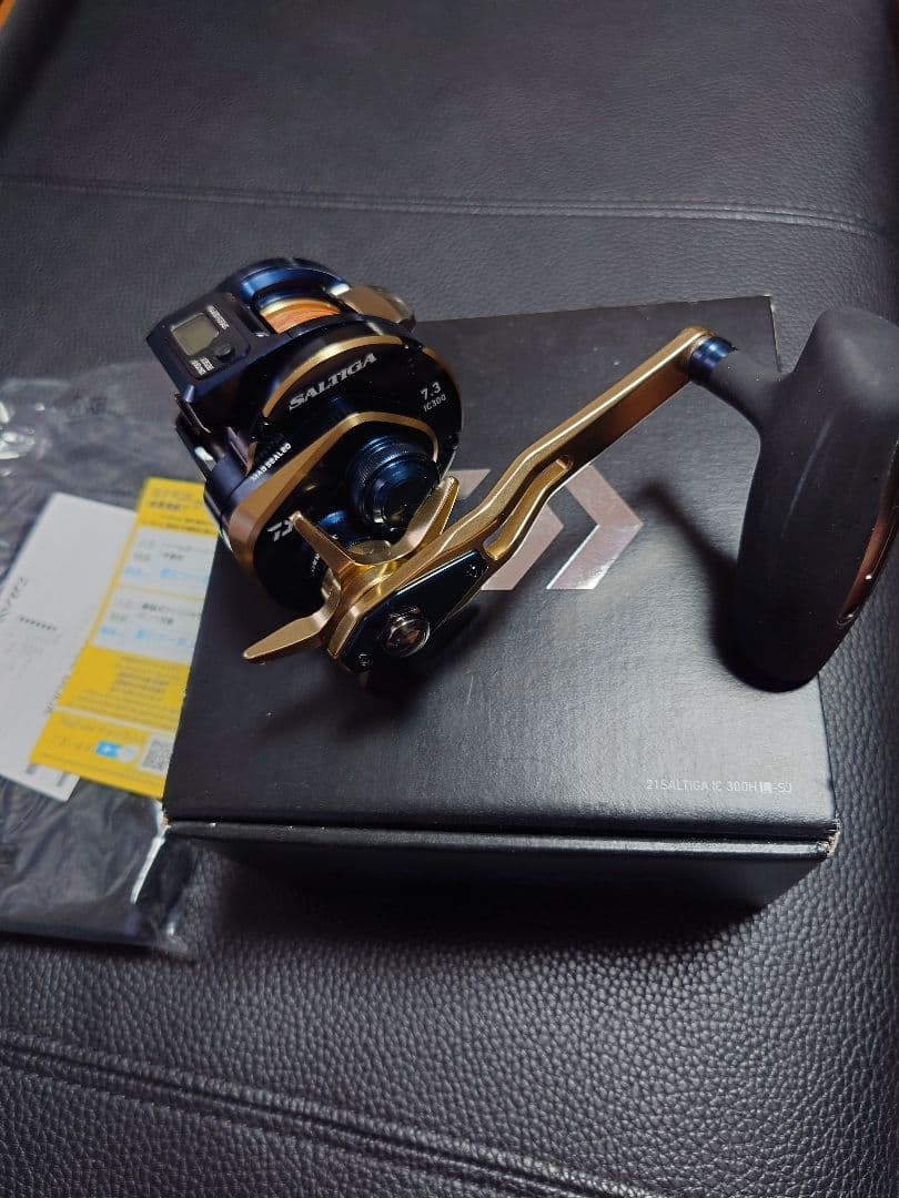 美品DAIWAソルティガIC 300HL-SJ