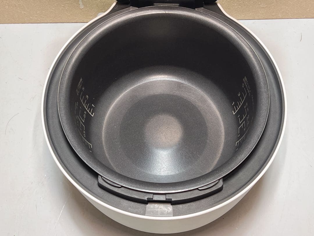 Panasonic SR-NB102 IH炊飯器 ホワイト パナソニック