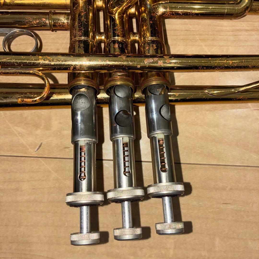 HOLTON ホルトン COLLEGIATE トランペット マウスピース3つ付き