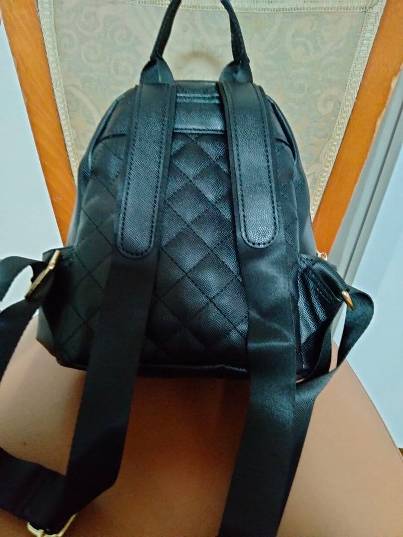 シャネル キルティング リュック バックパック ブラック　ノベルティー