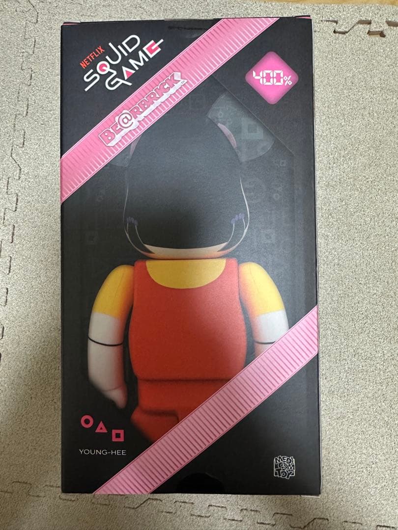SQUID GAME YOUNG-HEE フィギュア 400%