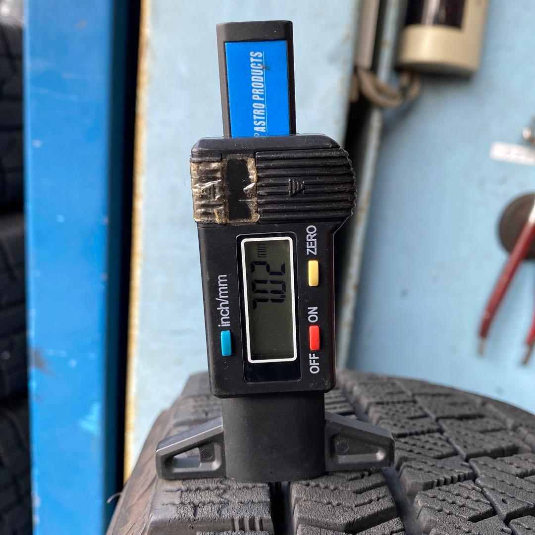 中古バリ溝ブリヂストンスタッドレスセット175/65R15 アクア、ヴィッツ