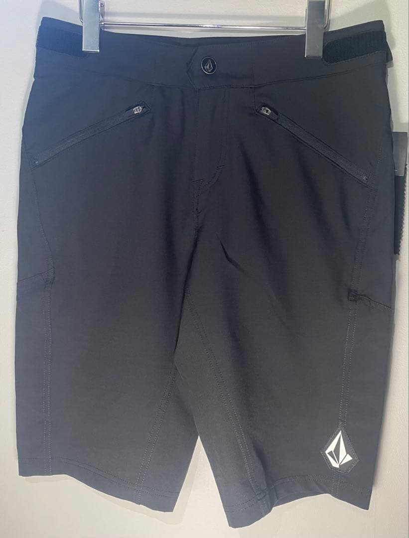 VOLCOM TRAIL RIPPER SHORT サイズ30 ブラック