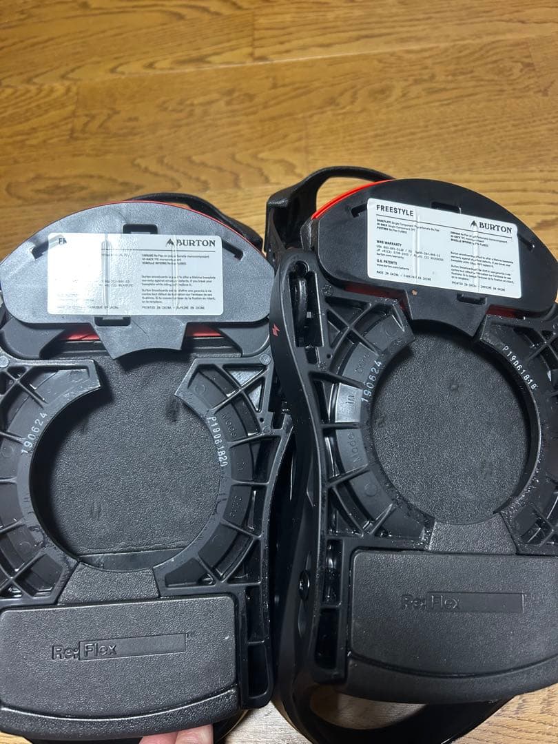 最終値下げ　　　　　状態⭕️Burtonスノーボードビンディング ブラック S