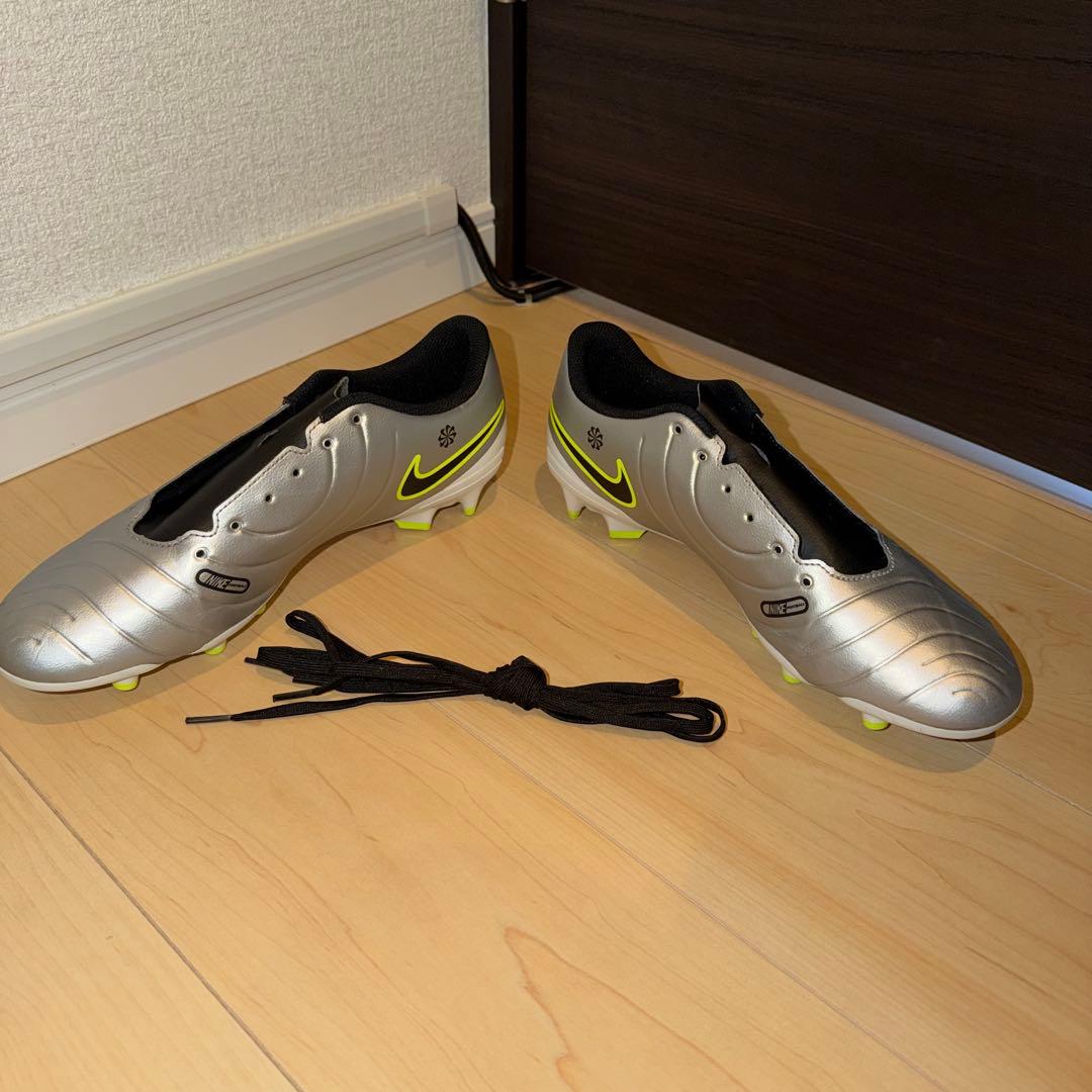 Nike Tiempo Legend 10 Club サッカースパイク　29cm