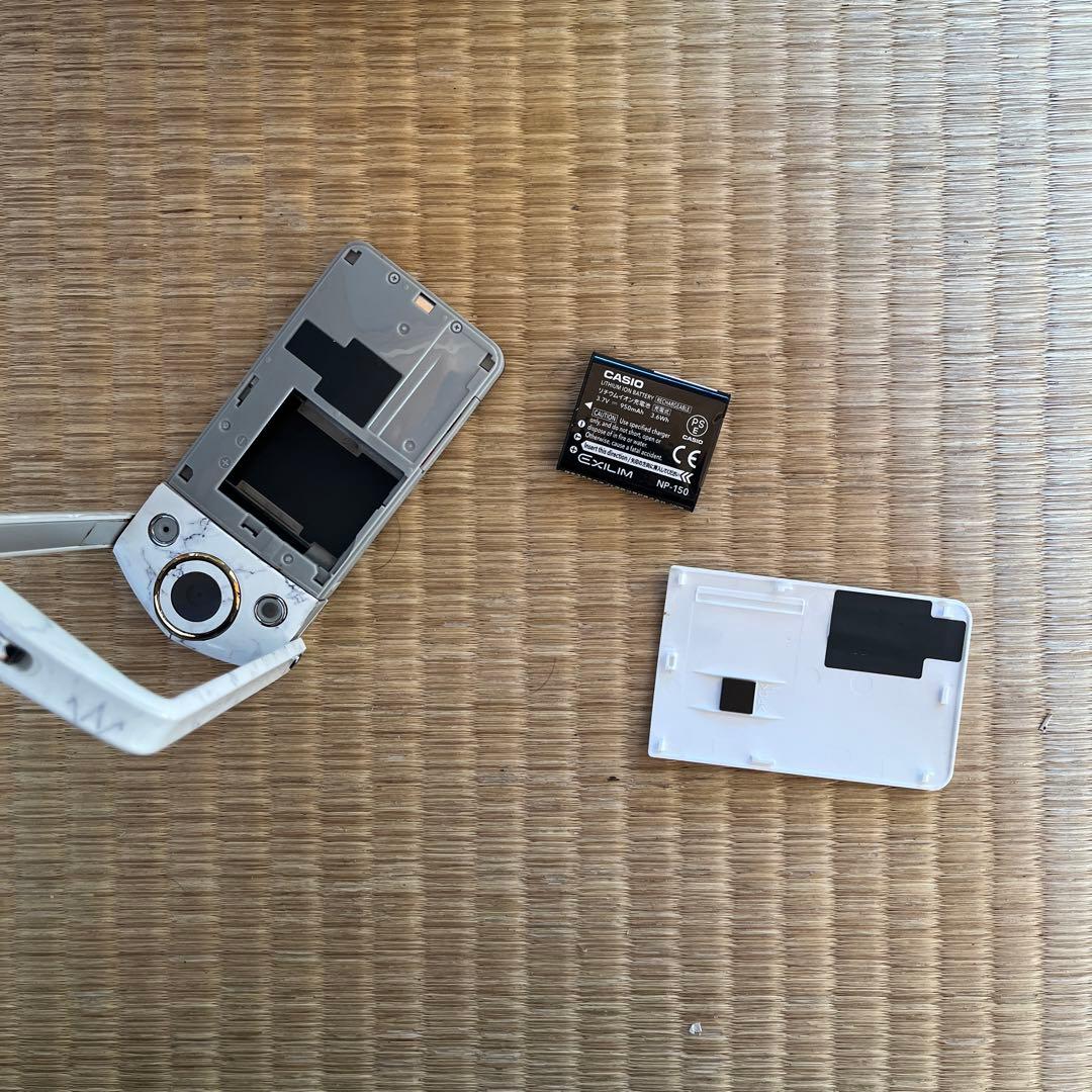 CASIO EXILIM EX-TR350 自撮りカメラ