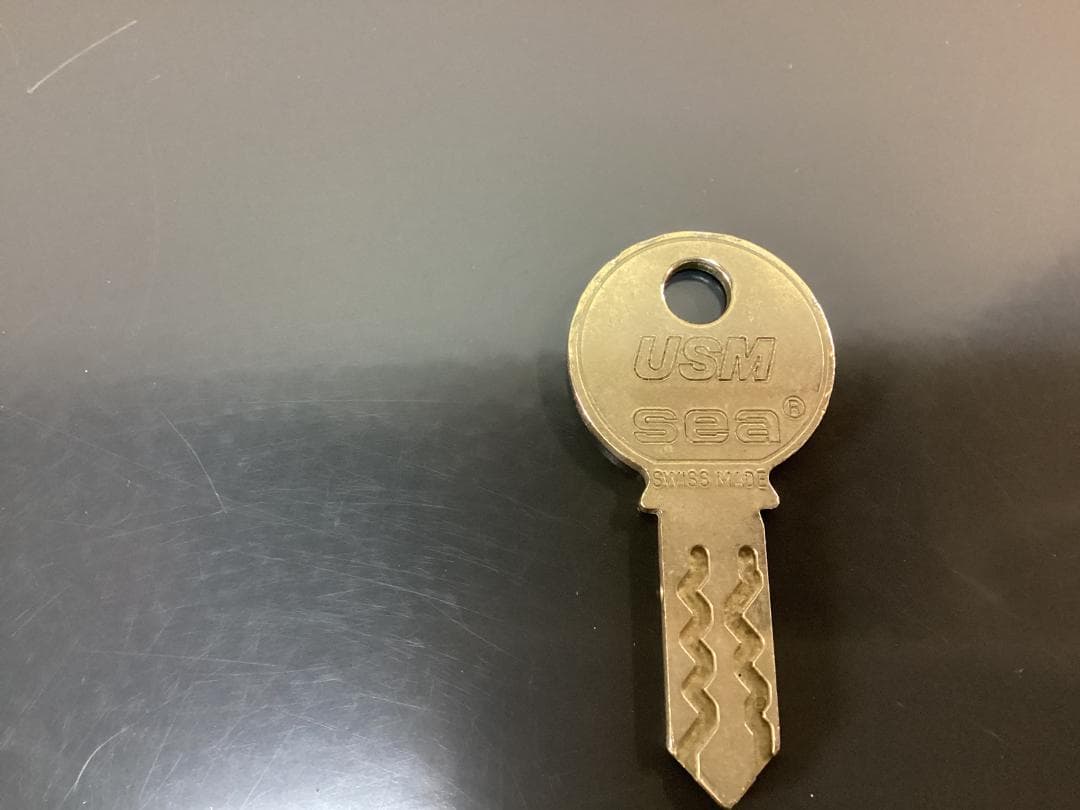 鍵付き　USMハラー　ロールボーイ　２段　デスクワゴン　アントラサイト　B