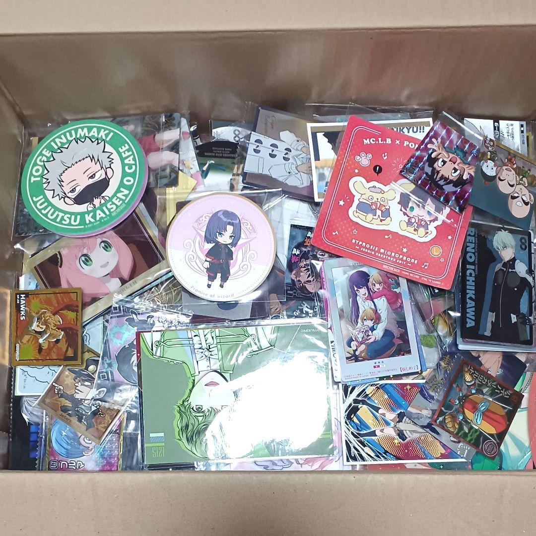 500点以上!! 紙類、薄物 アニメグッズ キャラクターグッズ 大量まとめ売り