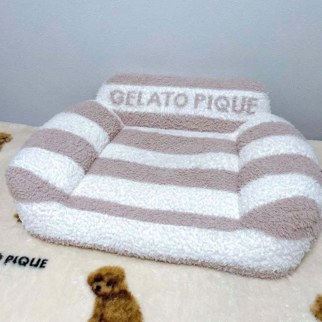 ジェラートピケ 犬猫用★ソファ型ベッド　ピンク美品★ジェラピケCAT&DOG完売