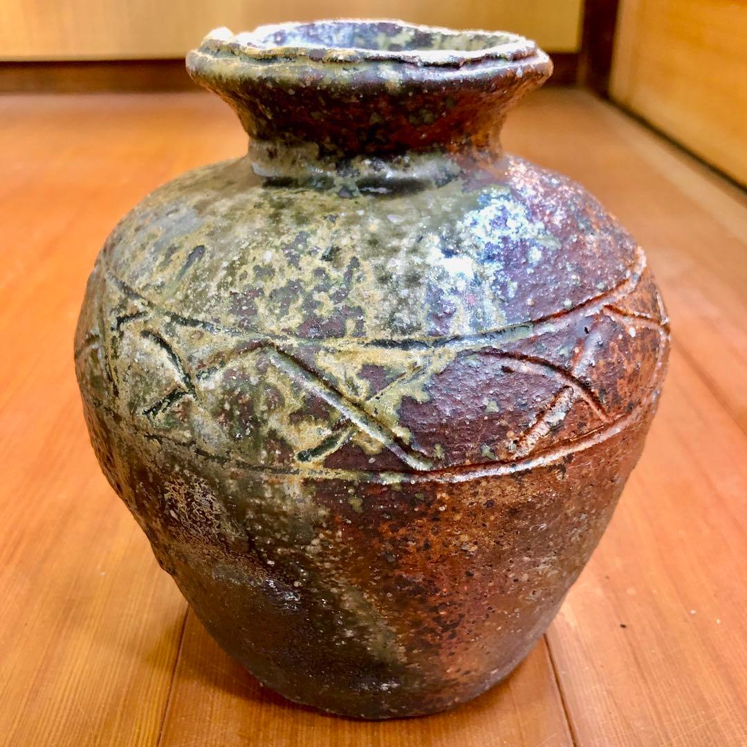 骨董品 手彫り模様茶色緑色グラデーション壺 花道茶道水差し 作家物 日本伝統工芸