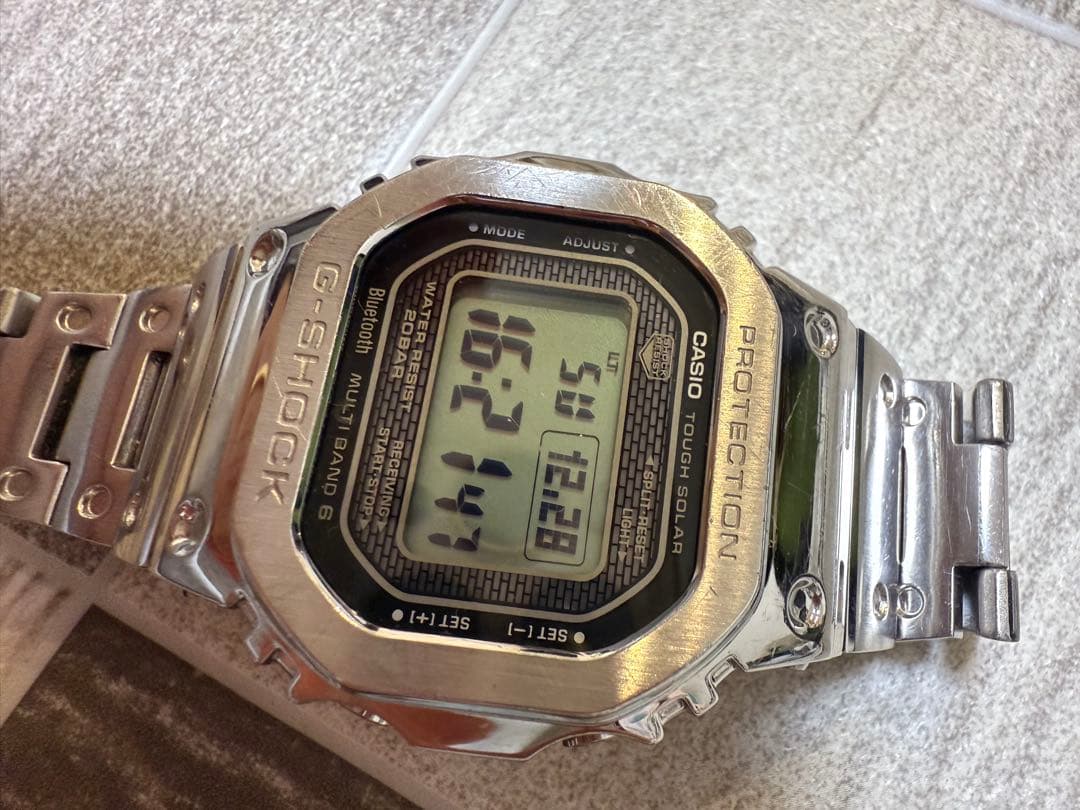 G-SHOCK GMW-B5000D-1JF フルメタル シルバー