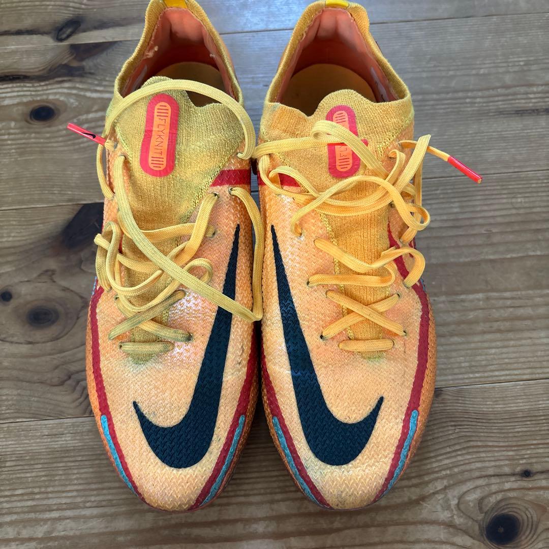 Nike ファントムGT2 ELITE