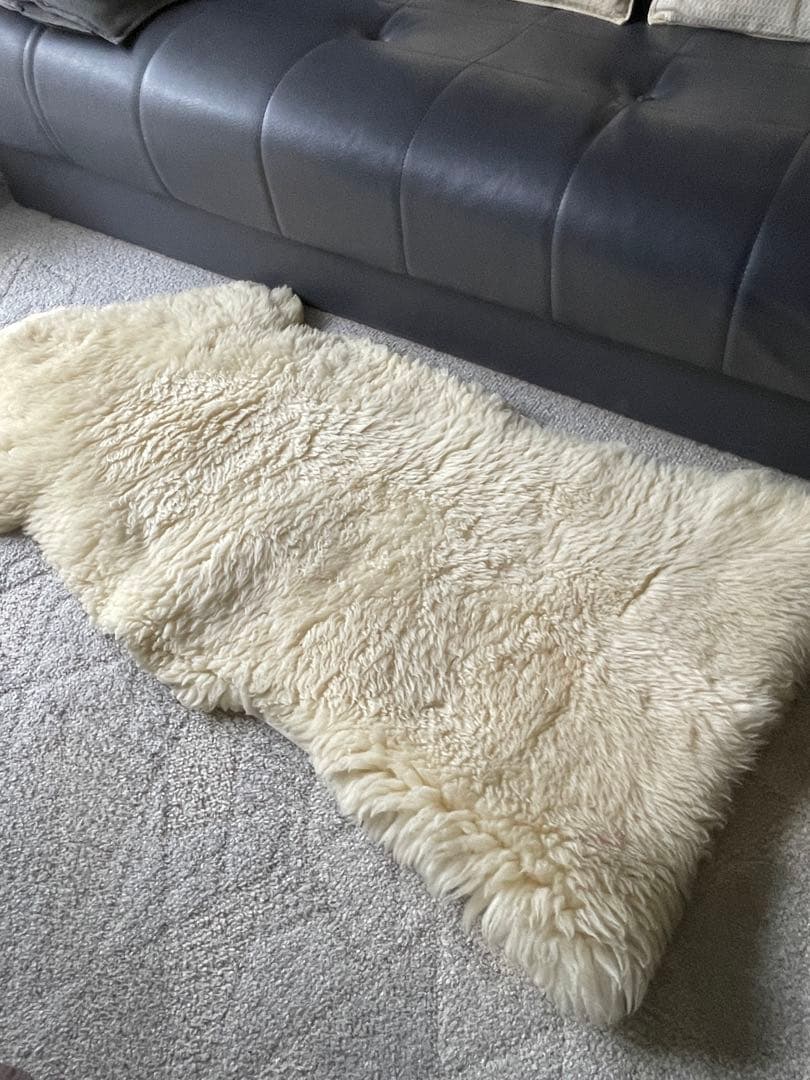 ムートンラグ 天然羊毛100% ラグ　ニュージーランド産原皮使用