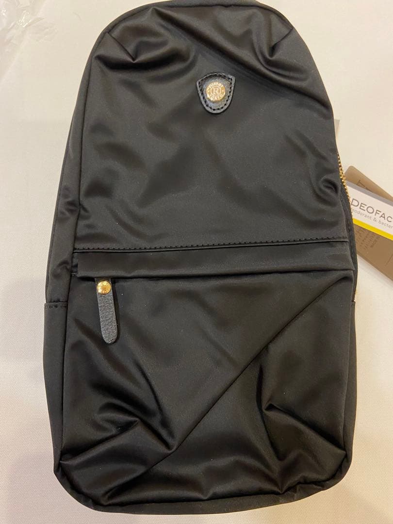 【新品】ラシット　ボディバッグ