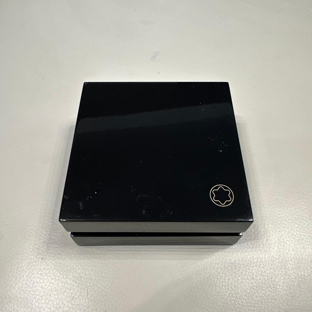 モンブラン、ダイヤ入りカフスボタン／カフスルングス