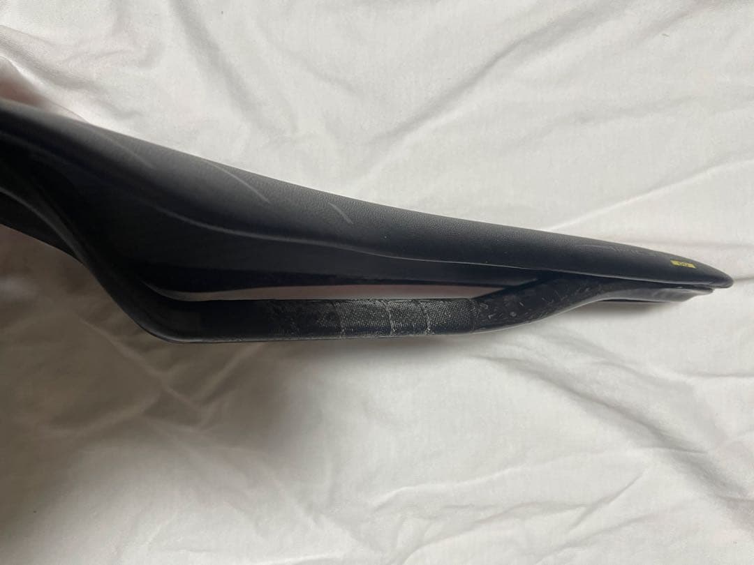 フィジーク　カーボンサドル　シートポスト　セット