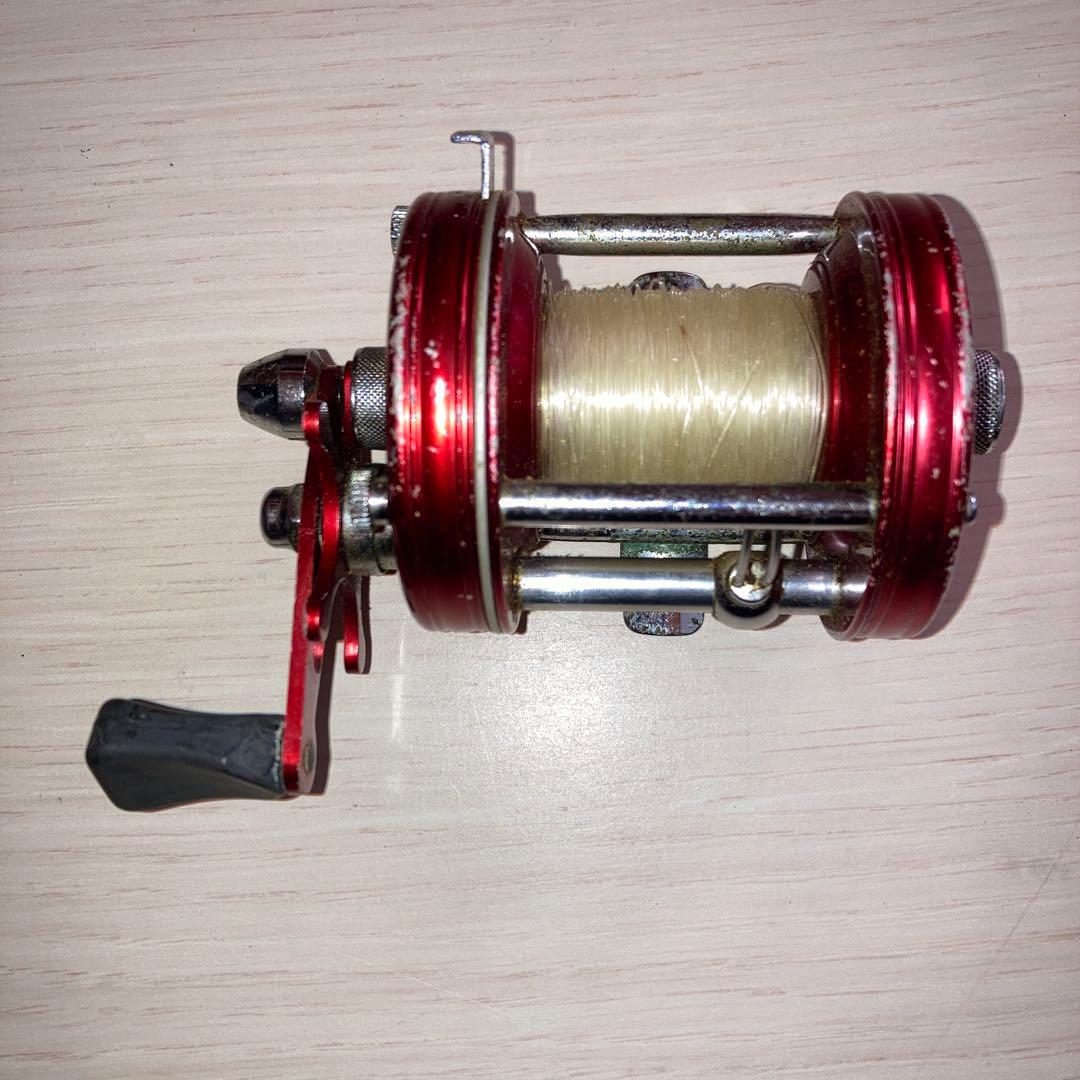 アブガルシア アンバサダー 6000 ヴィンテージ　リール　赤　レトロ