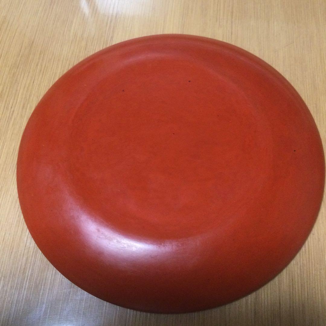 手彫り、中国堆朱の皿2枚