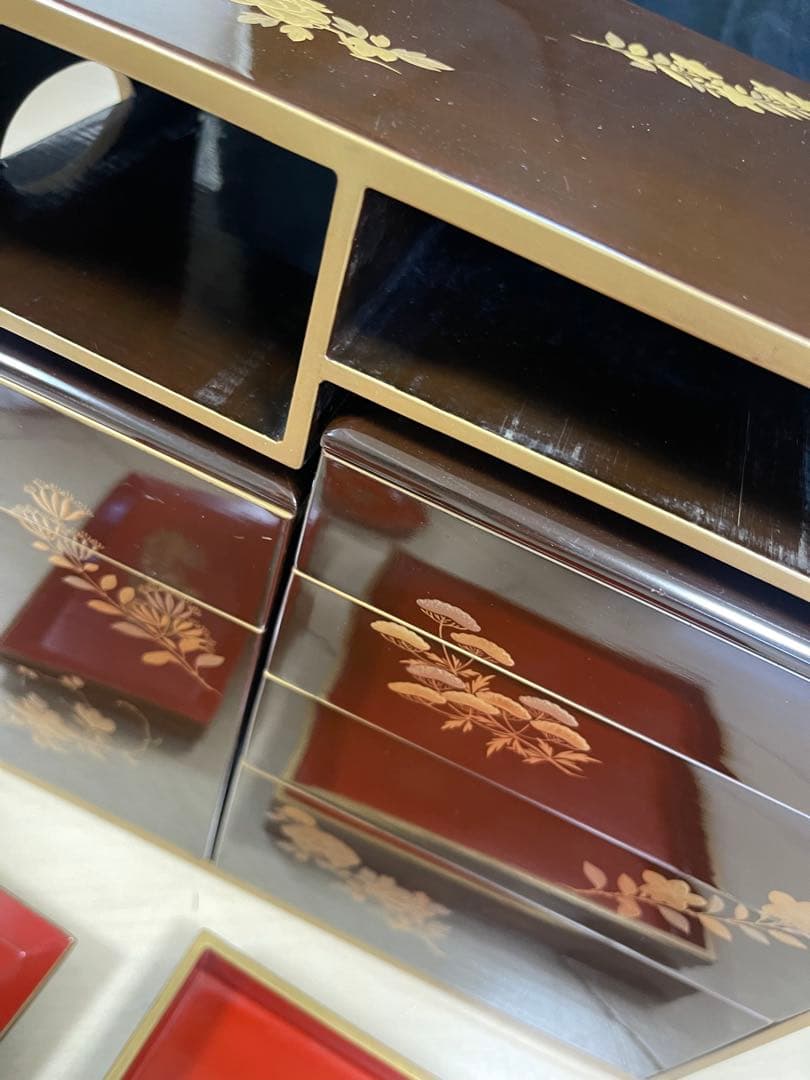 【茶道具】蒔絵野弁当　野点　弁当箱　花見重　年代物　漆器　金蒔絵　重箱