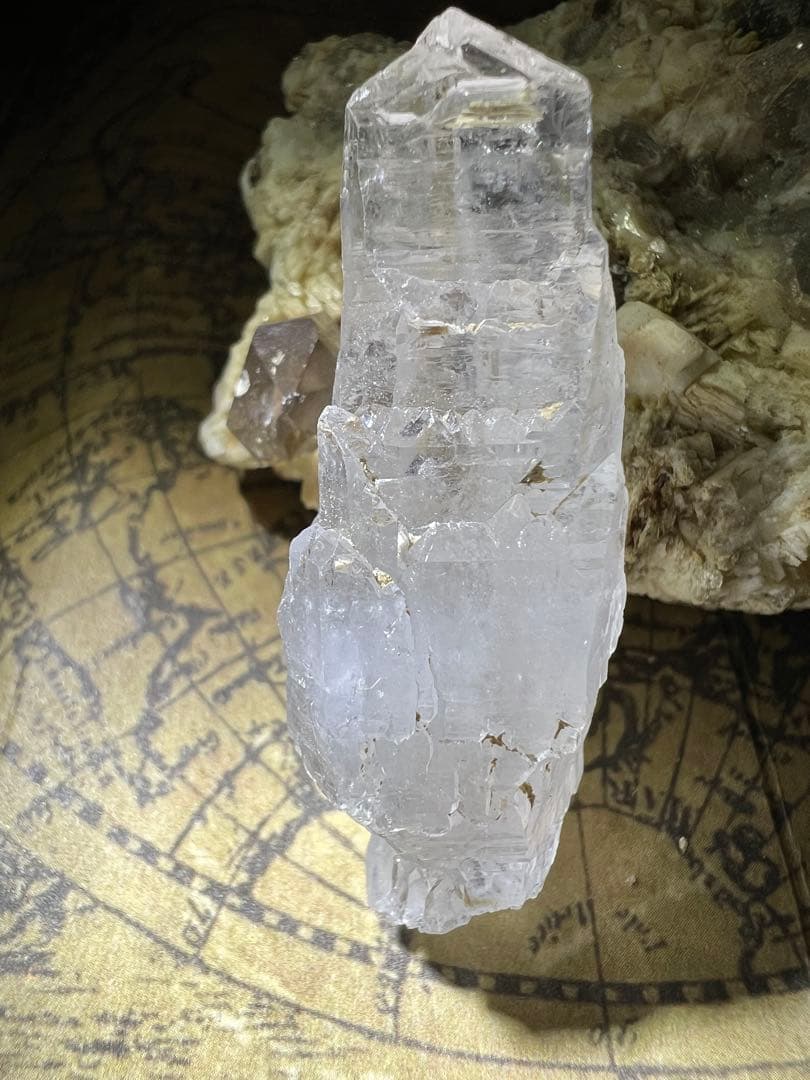 龍脈の精髄 エレスチャル水晶ポイント 保護猫支援