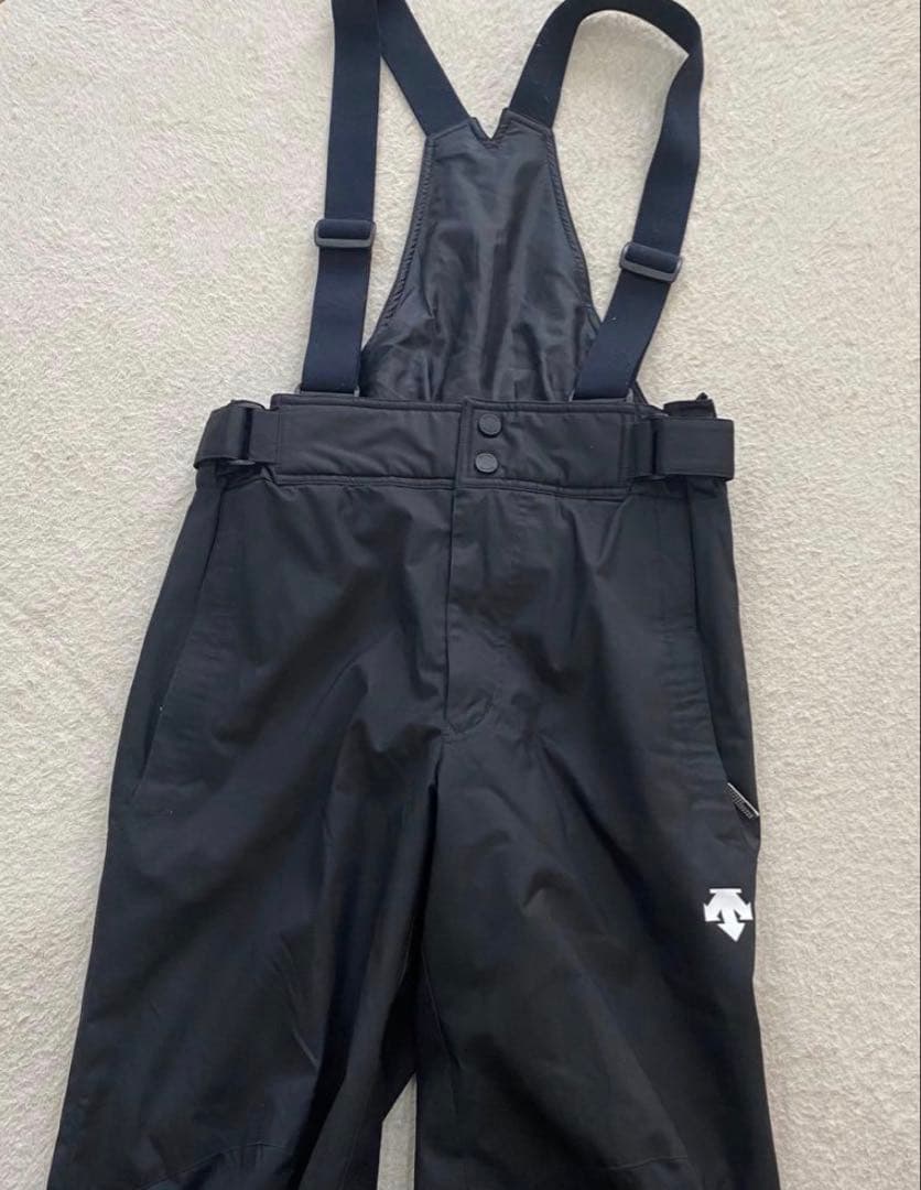 デサント レッド スキーウェア　上下セット