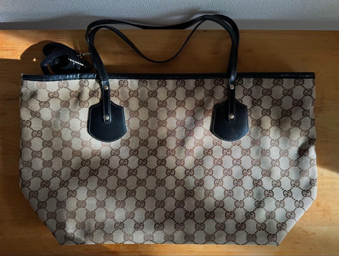 GUCCI GGパターン トートバッグ 大きめ