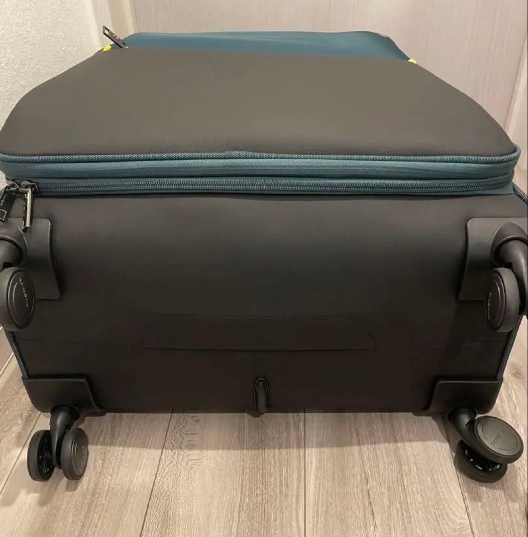 新品未使用Samsonite スーツケース ストラリウム ダークグリーン　Lサイ