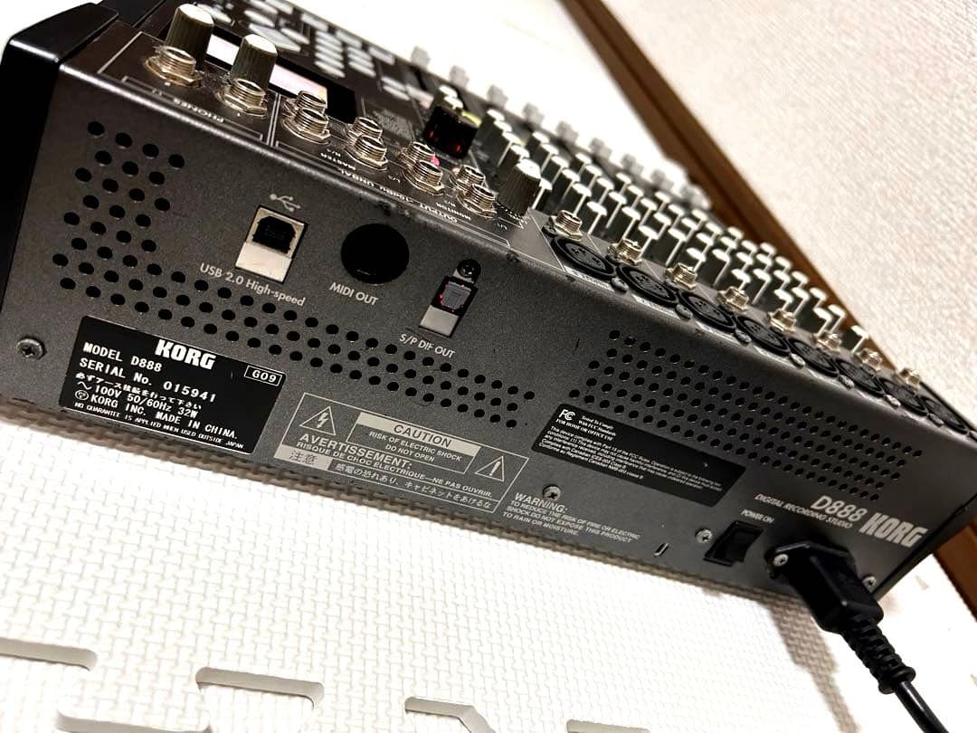 【キャリーバッグ、説明書、電源コード付き】KORG D888 デジタルMTR