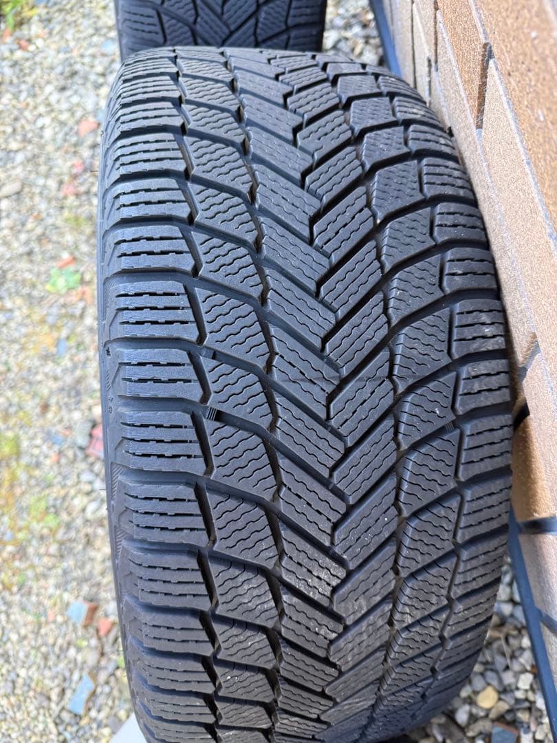 ①メルセデスE300用245/45 R18 ミシュランスタッドレスMAKホイール