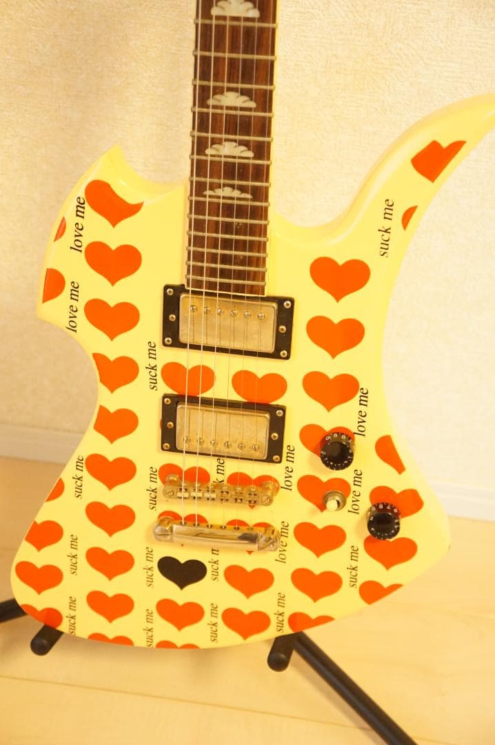 hide　イエローハート　模造品　スルーネック加工　モッキンバード