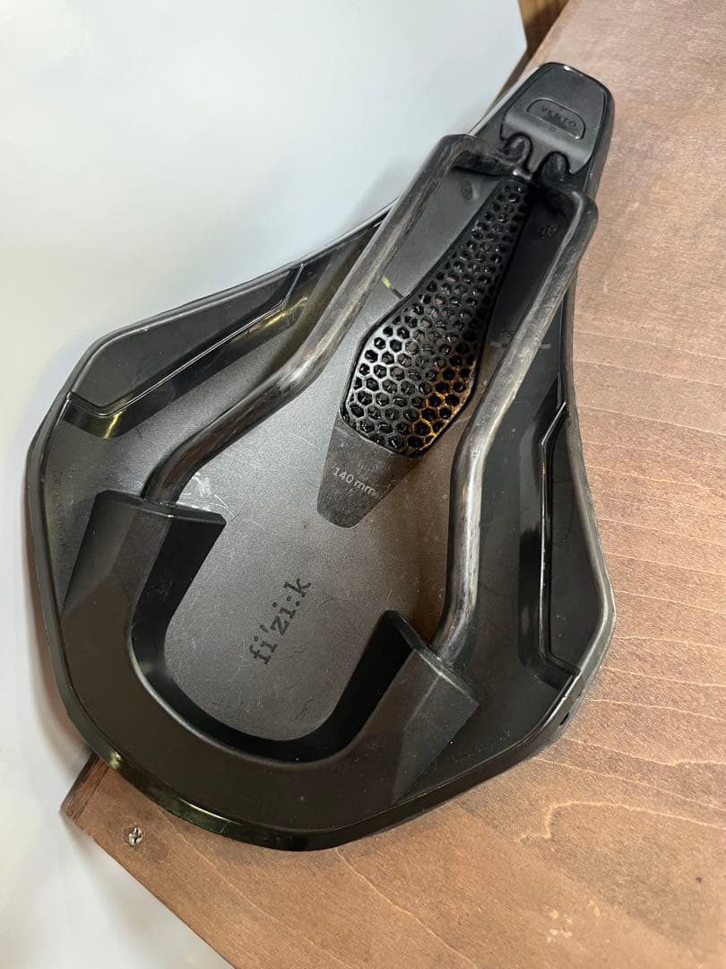 パーツ Fizik VENTO ARGO R1 ADAPTIVE 140mm