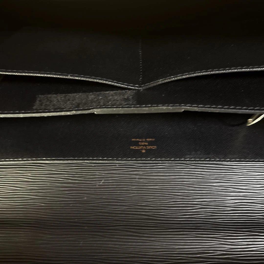 訳ありLouis Vuitton ビジネスバック　エピ　コンセイエ　BLACK