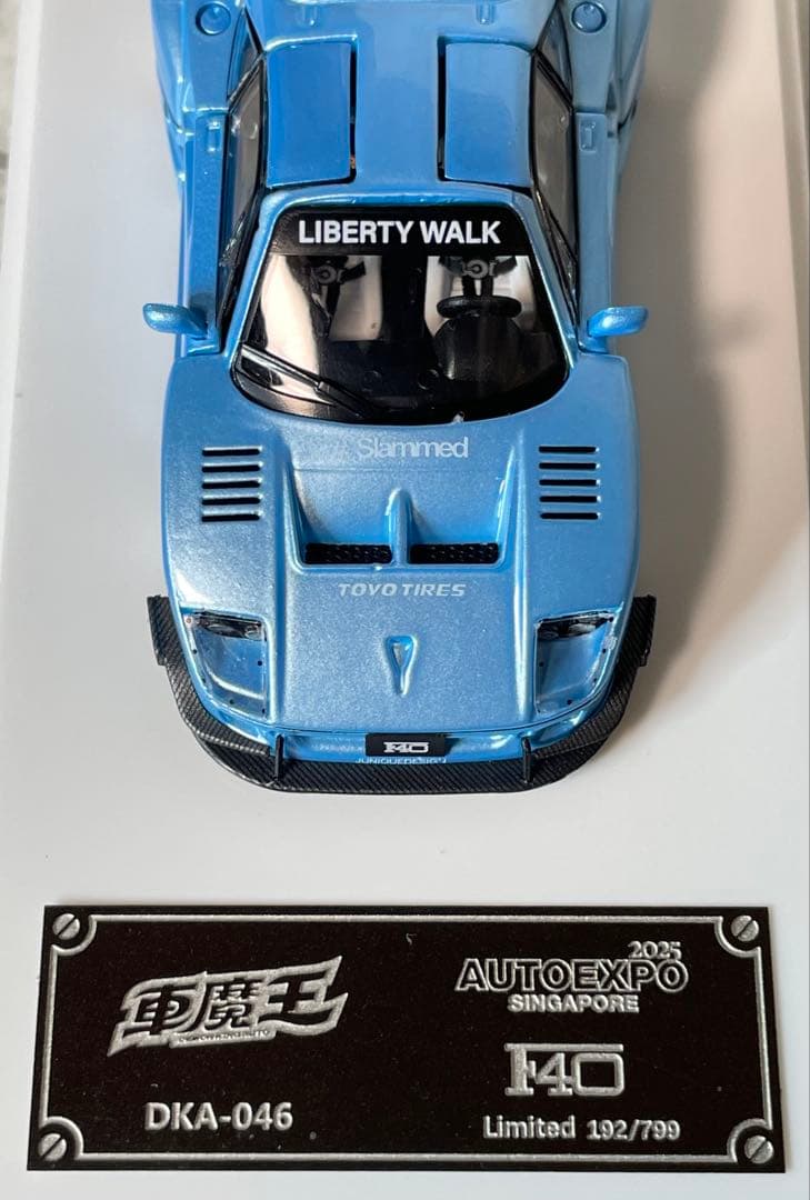 フェラーリF40 2025 AUTO EXPOシンガポール会場限定　799台