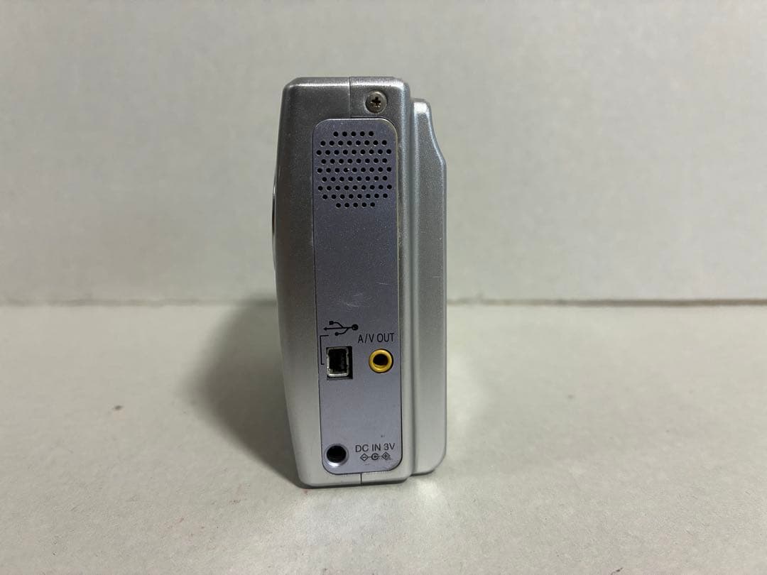 フジフイルムFujifilm FinePix 4500デジタルカメラ　カード6枚