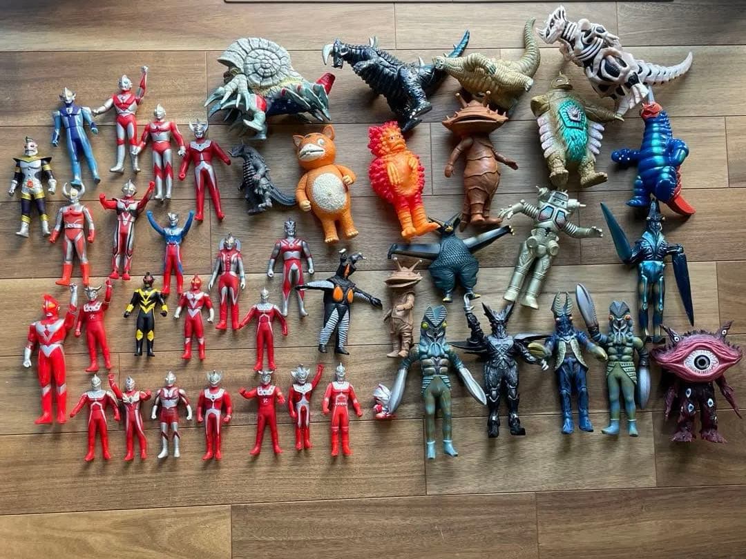 ウルトラマンシリーズフィギュアfigure43体セット バルタン星人他 円谷