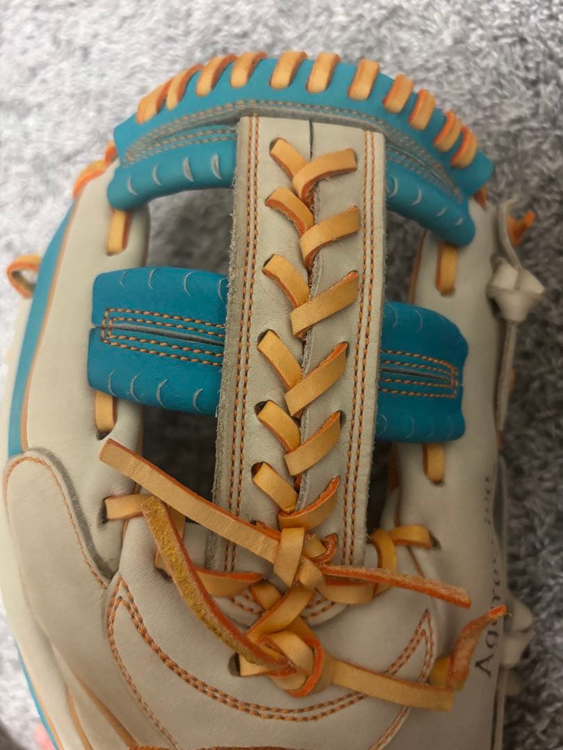 久保田 スラッガー オーダー 軟式　内野手用 ホワイト/ブルー/オレンジ