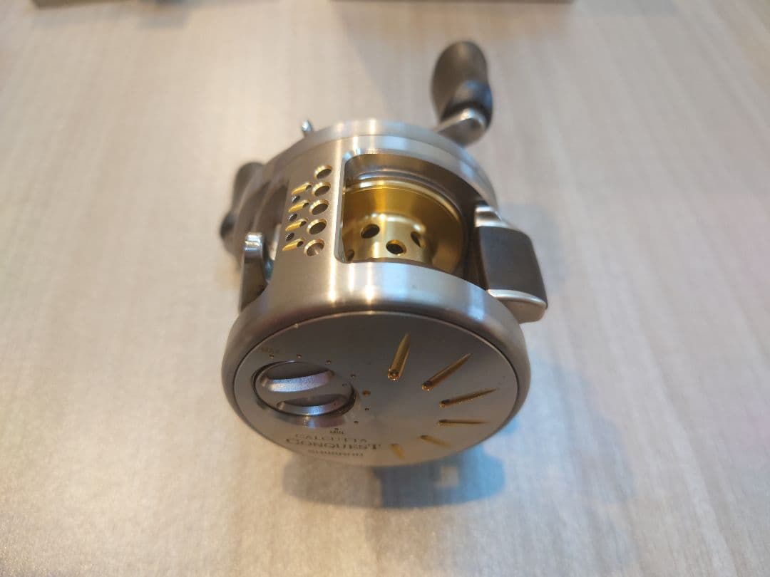 リール SHIMANO CALCUTTA CONQUEST 200DC