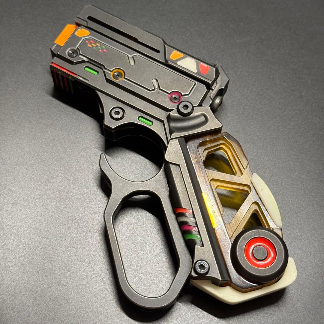 e*7様 「正規品」Proxy EDC フィジェットトイ　夜光　手作業　2in1