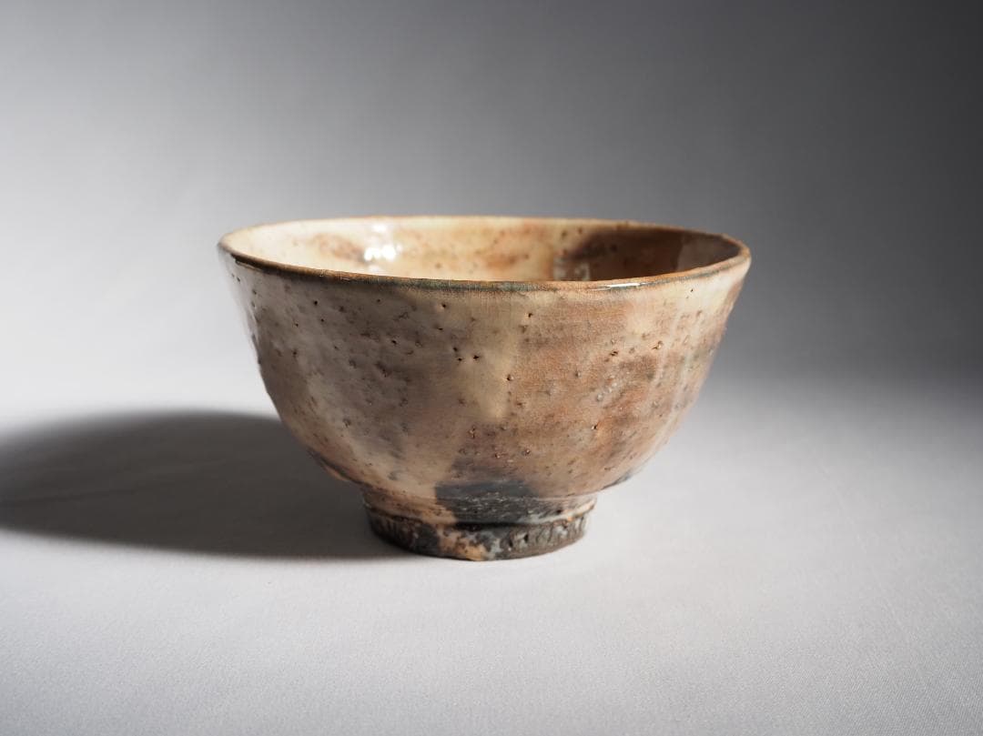 12代田原陶兵衛造『萩ススキ絵茶碗』 (共箱)