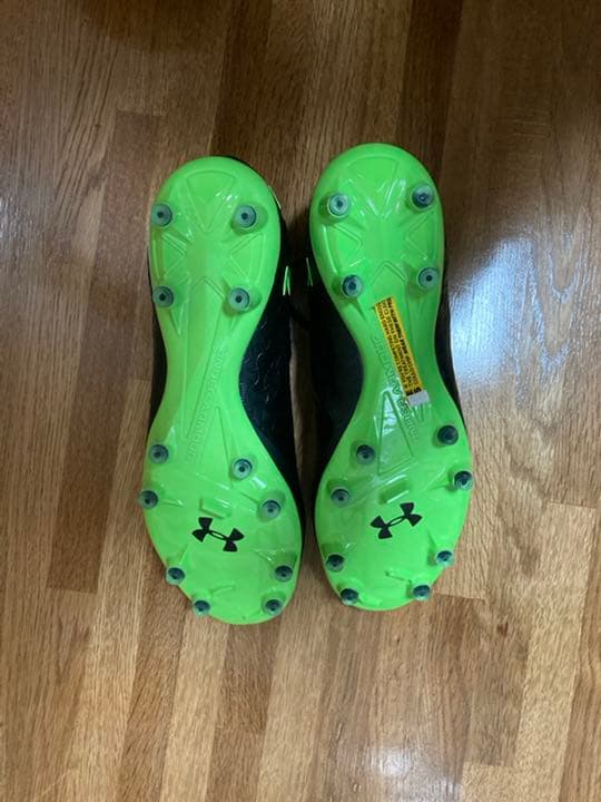 アンダーアーマーのマグネティコです。